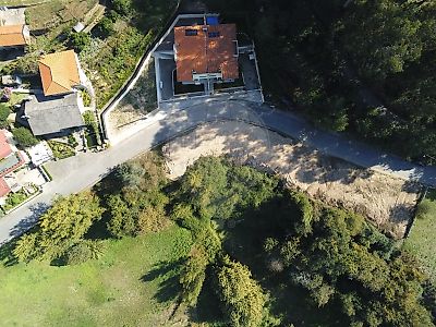 Terreno à venda em Ruílhe, Braga