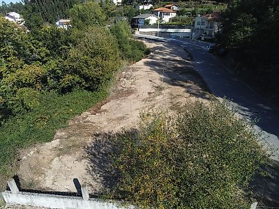 Terreno à venda em Ruílhe, Braga