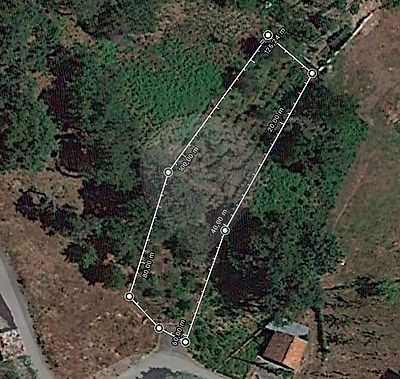 Terreno à venda em Santiago de Besteiros, Tondela