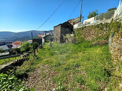 Terreno à venda em Parada de Ester e Ester, Castro Daire