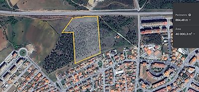 Terreno à venda em Sé, Santa Maria e Meixedo, Bragança