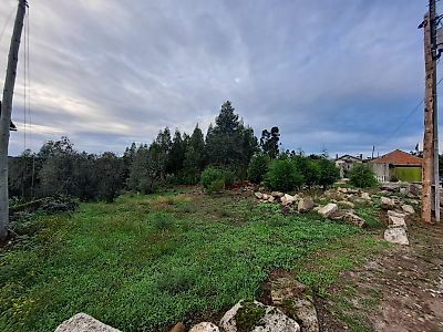 Terreno à venda em Santa Ovaia e Vila Pouca da Beira, Oliveira do Hospital