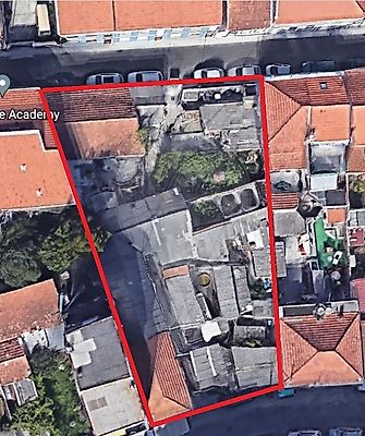 Moradia T11 à venda em Ramalde, Porto