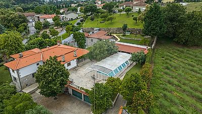 Quinta T4 à venda em Dornelas, Amares