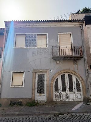 Moradia à venda em Aldoar, Foz do Douro e Nevogilde