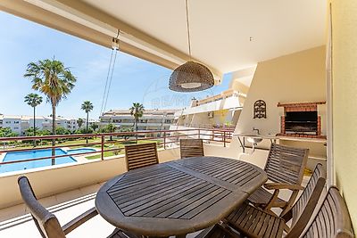 Apartment T3 for sale in Quarteira, Loulé