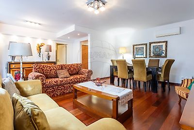 Apartamento para arrendar em Campolide