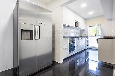 Apartamento para arrendar em Carnide