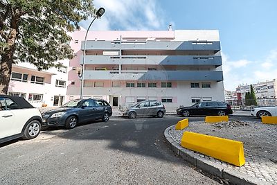 Apartamento para arrendar em Benfica