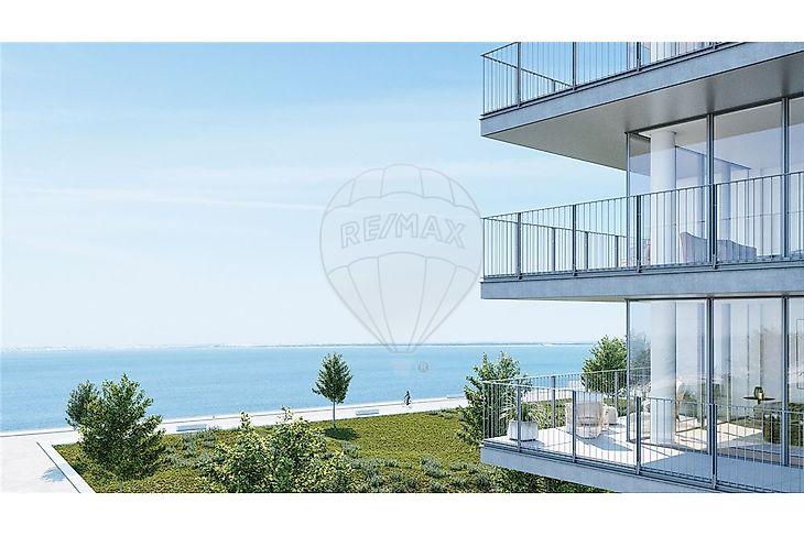 Prata Riverside Village