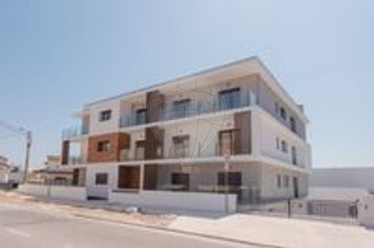 EDIFÍCIO ROSAS IV