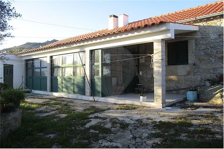 Moradia T3 à venda em Idanha-a-Nova e Alcafozes, Idanha-a ...