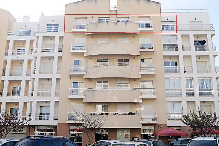 Apartamento T3 à Venda Em Sines, Sines | RE/MAX