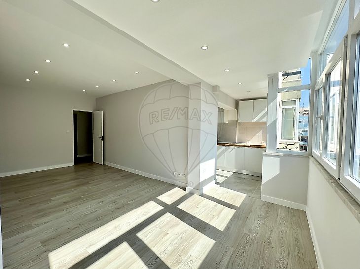 Condo/Apartment T2 for rent in Oeiras e São Julião da Barra, Paço de