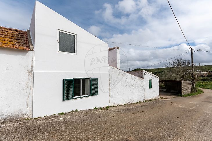 Moradia T2 à venda em Carnota, Alenquer RE/MAX