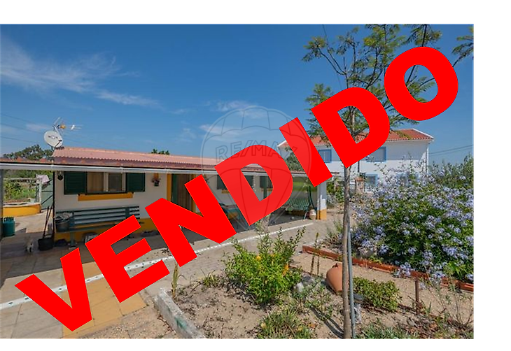 Moradia T3 à venda em Vila Nova de Milfontes, Odemira RE/MAX