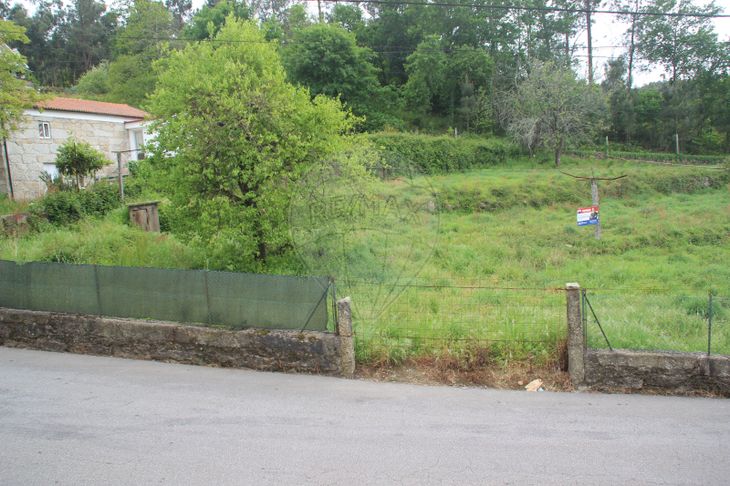 Terreno em Tebosa, Braga