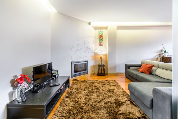 Apartamento T3 em Braga (Maximinos, Sé e Cividade), Braga