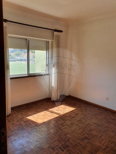 Apartamento T1 à venda em Loures Loures RE MAX