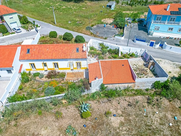 House T3 for sale in Nadadouro, Caldas da Rainha RE/MAX