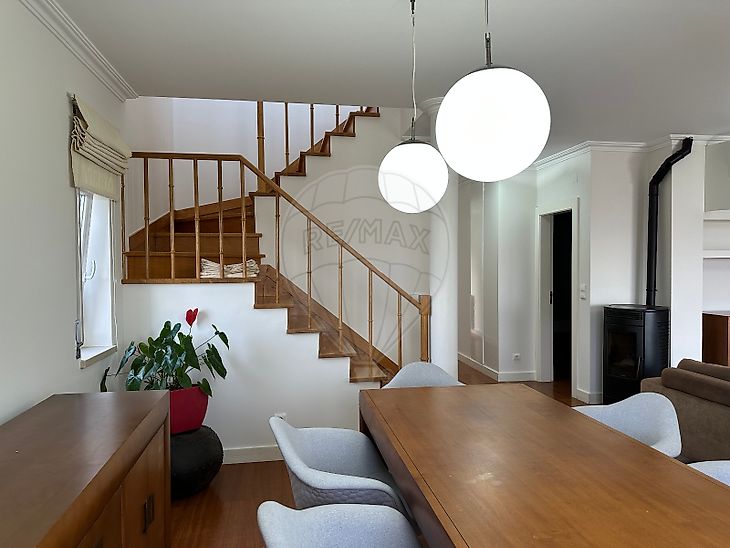 Apartamento T3 para arrendar em Caldas da Rainha Nossa Senhora do