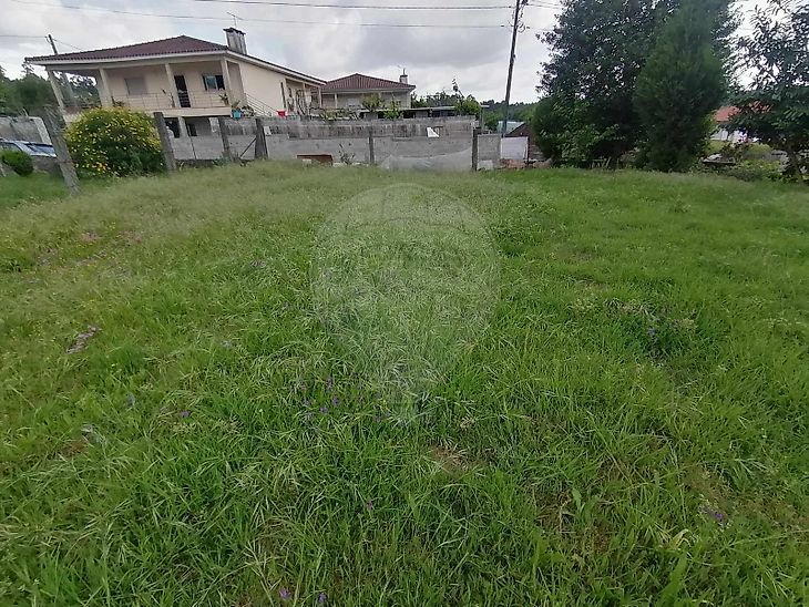 Terreno à venda em Coucieiro, Vila Verde RE/MAX