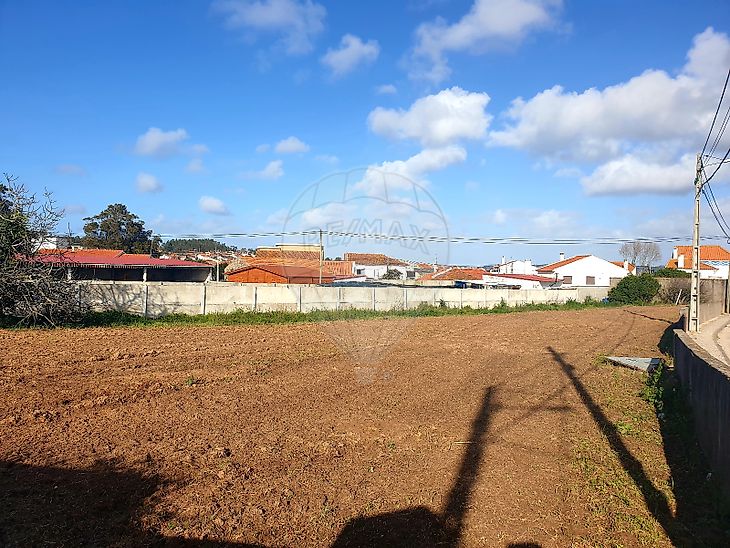 Land for sale in Valado dos Frades, Nazaré RE/MAX