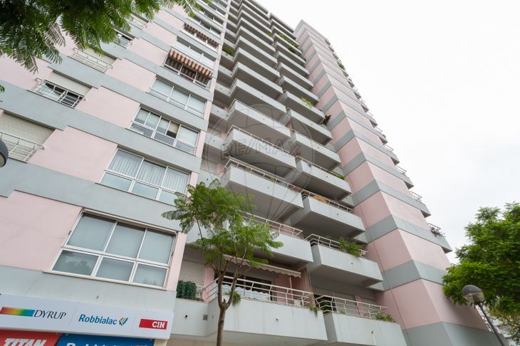 Apartamento T Venda Em Benfica Lisboa Re Max