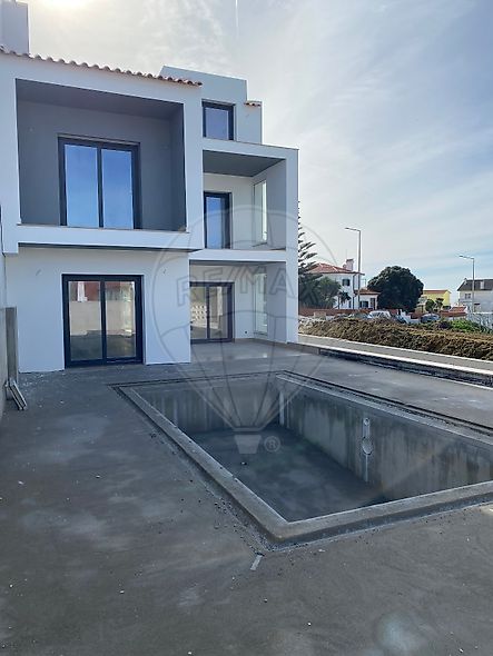 Moradia T4 à venda em Ericeira, Mafra | RE/MAX