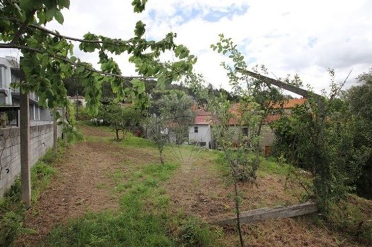 Terreno em Selho São Lourenço e Gominhães, Guimarães