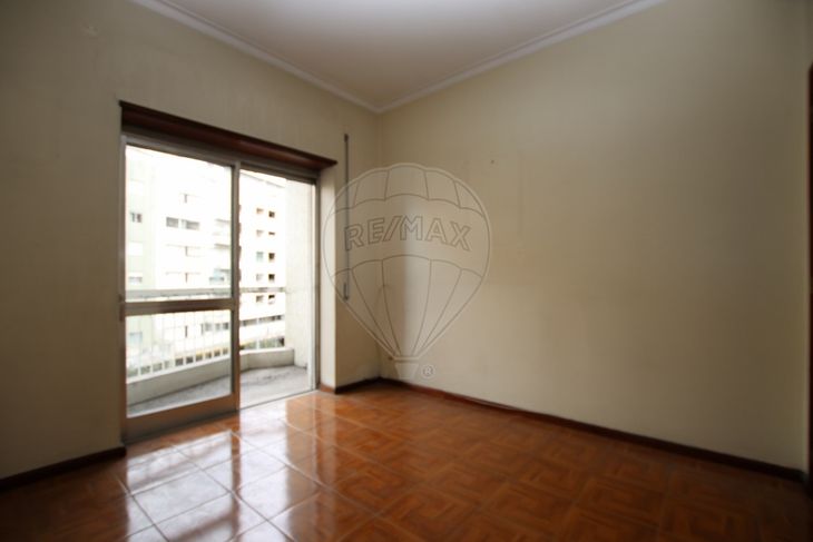 Apartamento T2 em Braga (Maximinos, Sé e Cividade), Braga