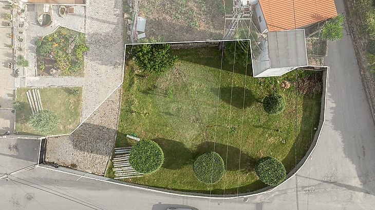 Terreno em Requião, Vila Nova de Famalicão