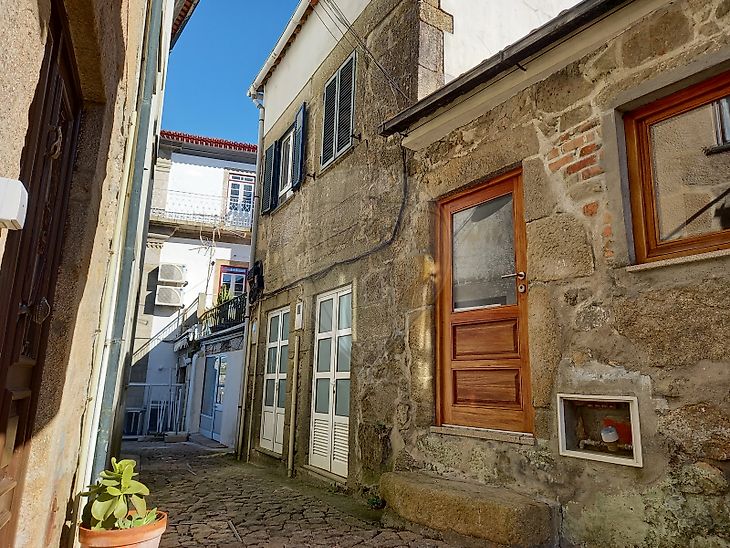 Building for sale in Valença, Cristelo Covo e Arão, Valença RE/MAX