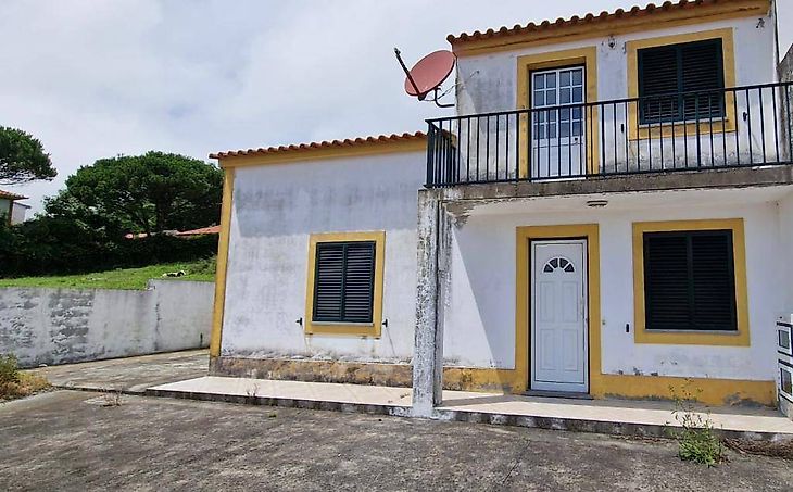 Moradia T2 à venda em Santa Luzia, Angra do Heroísmo RE/MAX