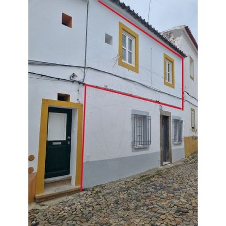 Moradia T2 à venda em Évora (São Mamede, Sé, São Pedro e Santo Antão), Évora