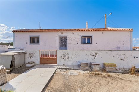 House in Amares / Luís Peixoto