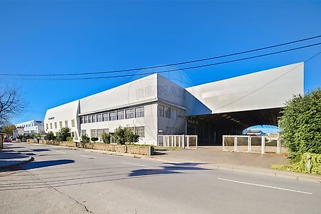 Revisões para MediaMarkt Matosinhos em Santa Cruz do Bispo, Porto