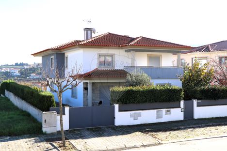 Moradias - Moradias - Casas em Vila de Rei - OLX Portugal