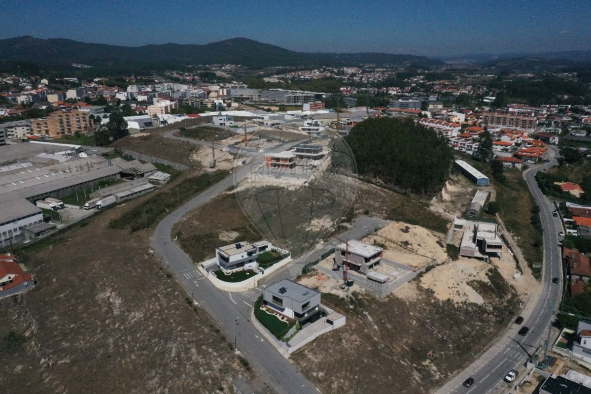 main-development-picture-0