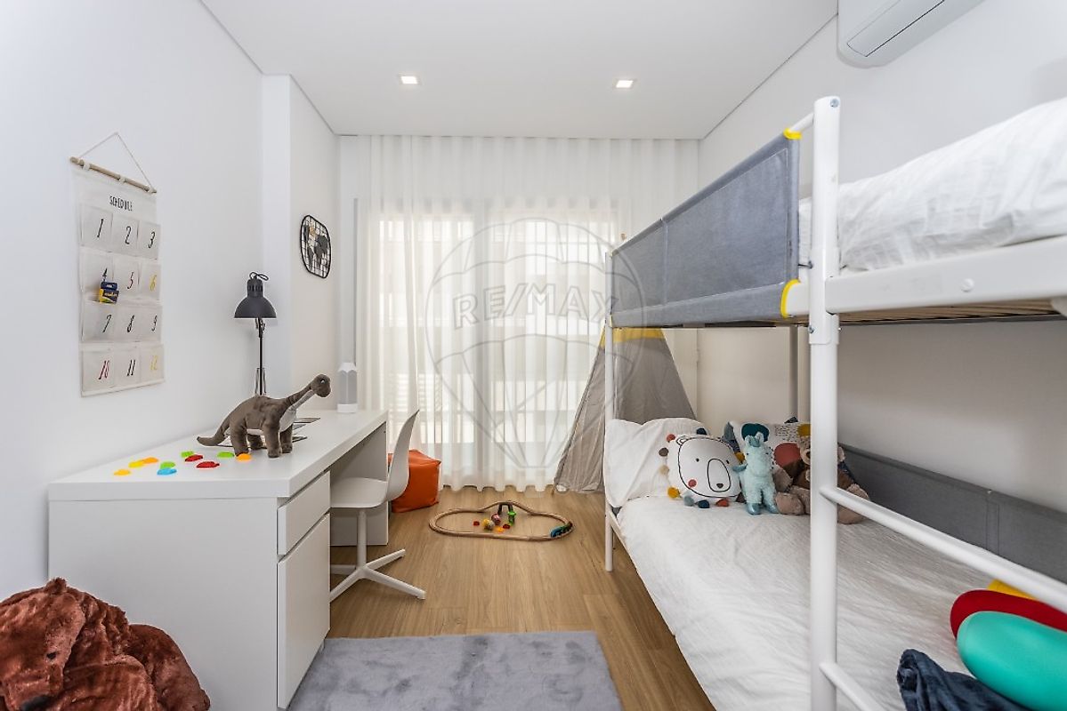 development-picture-0