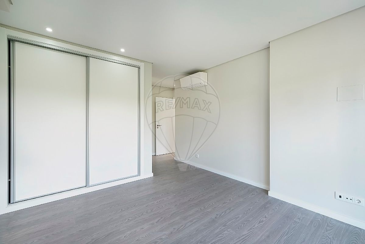 development-picture-0