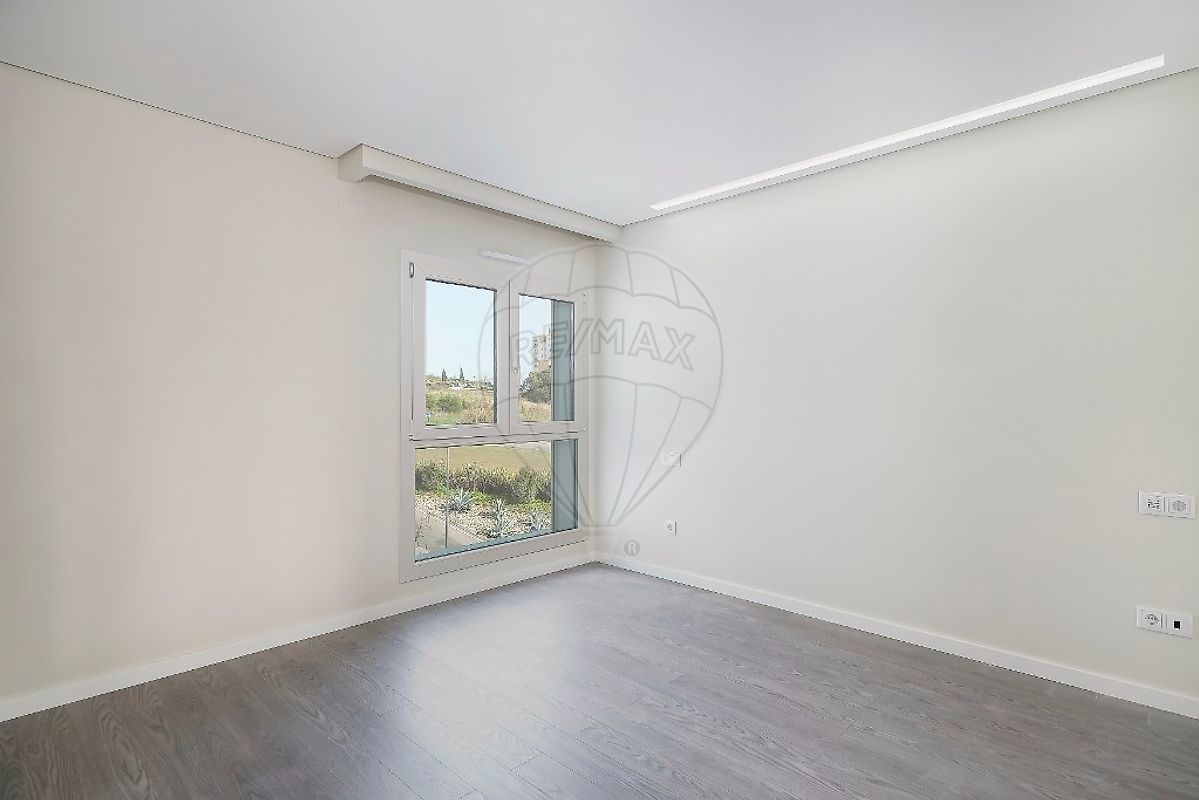 development-picture-0