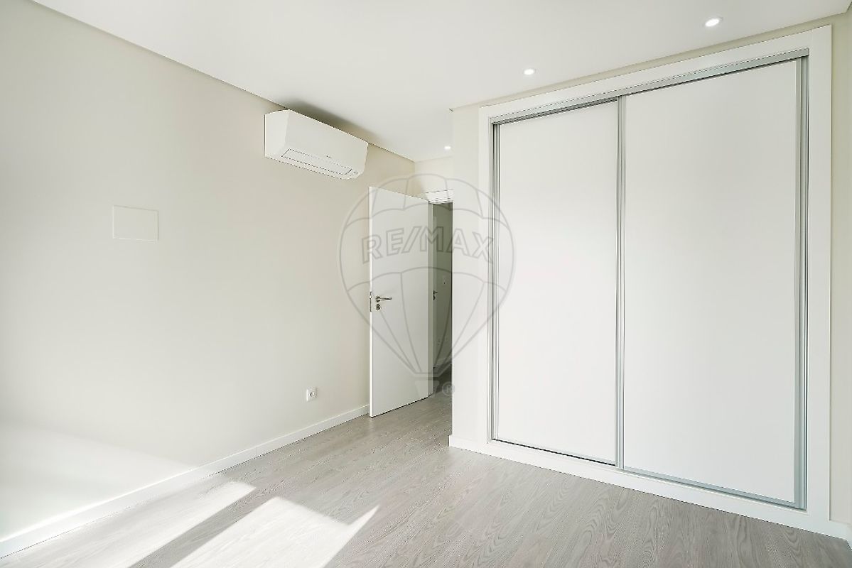 development-picture-0