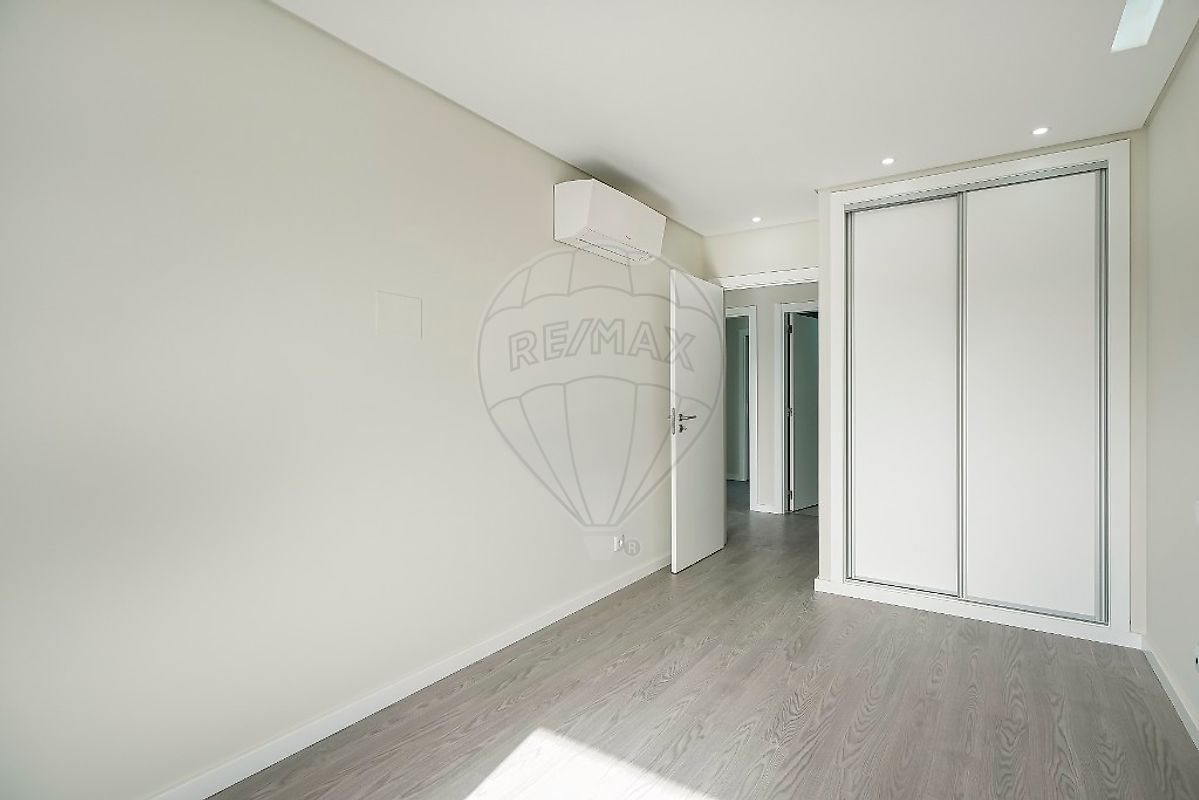 development-picture-0