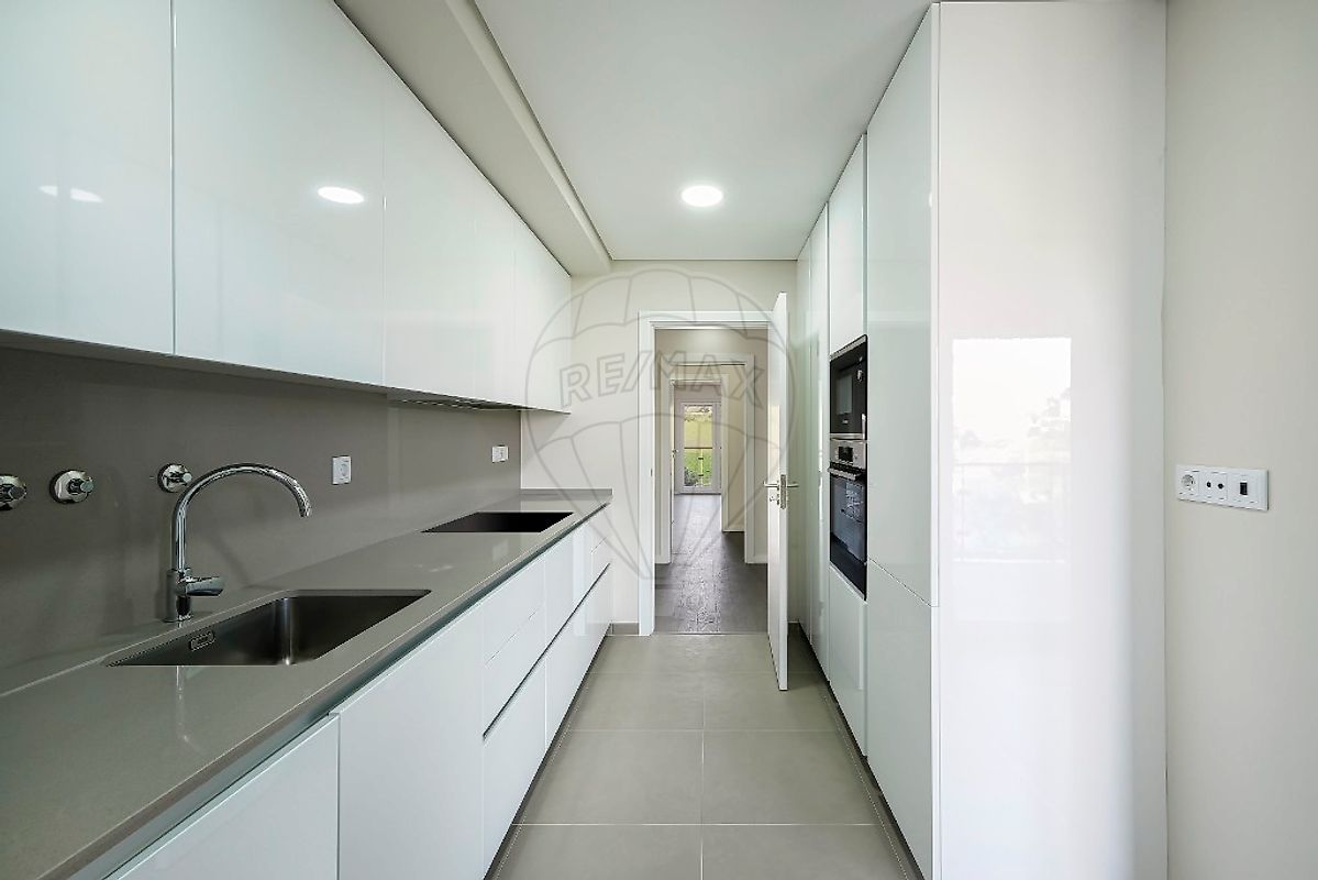 development-picture-0