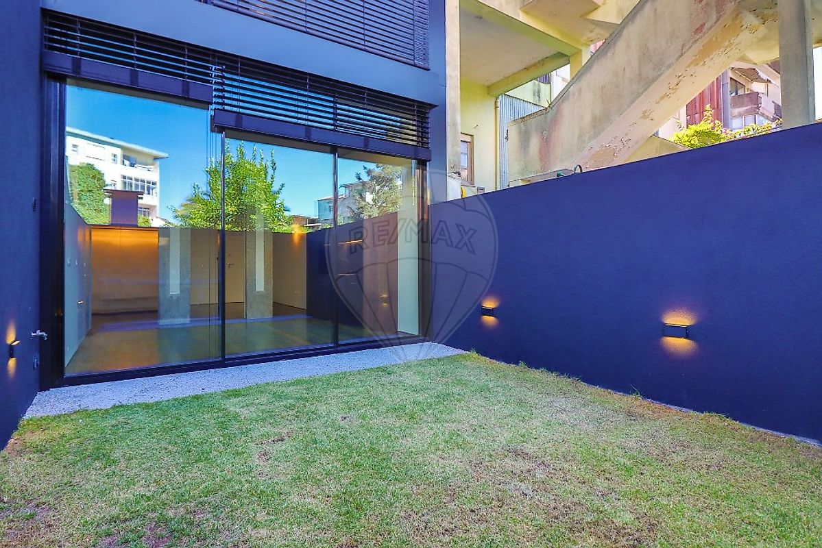 development-picture-0