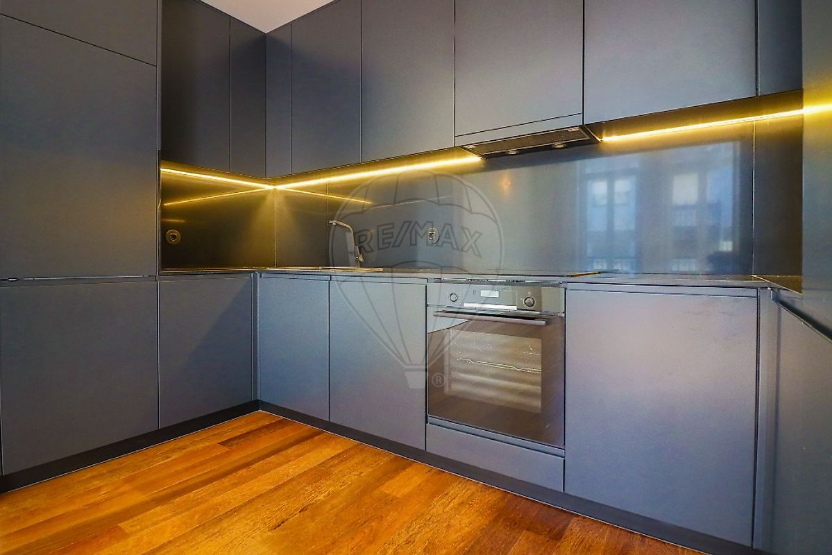 development-picture-0