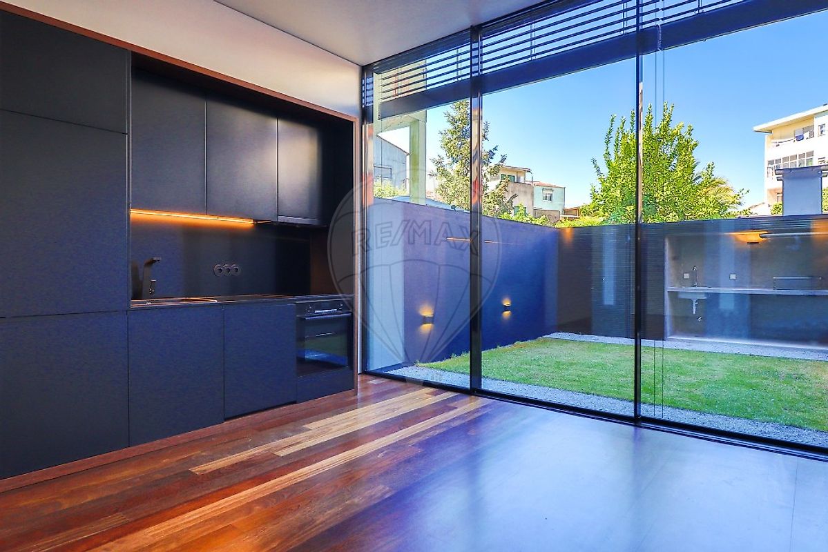 development-picture-0