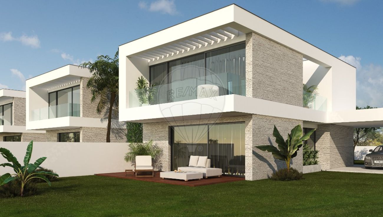 main-development-picture-0
