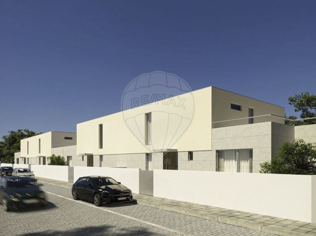 main-development-picture-0